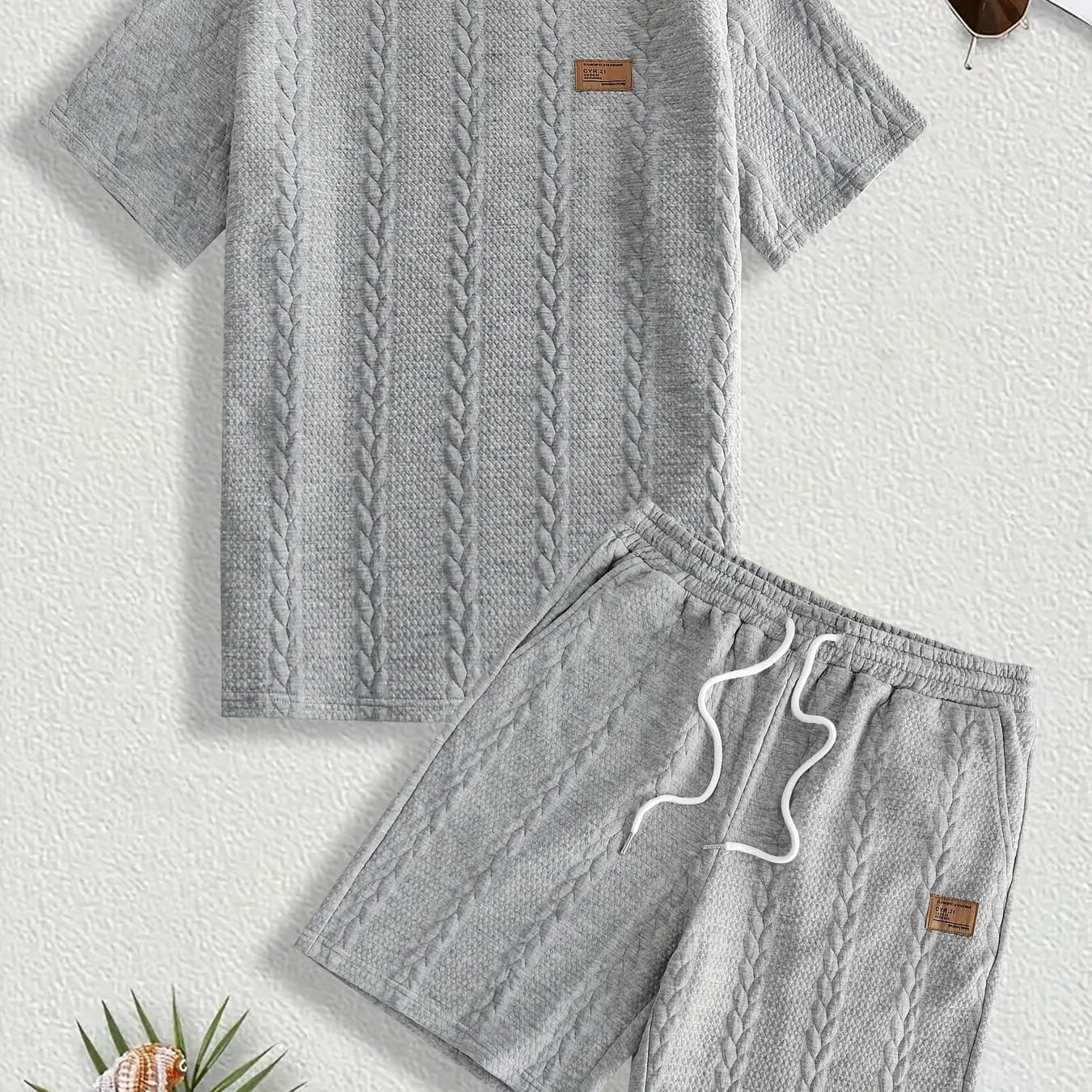 Conjunto de camiseta y pantalones cortos cómodos para hombres